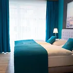Friends Hotel